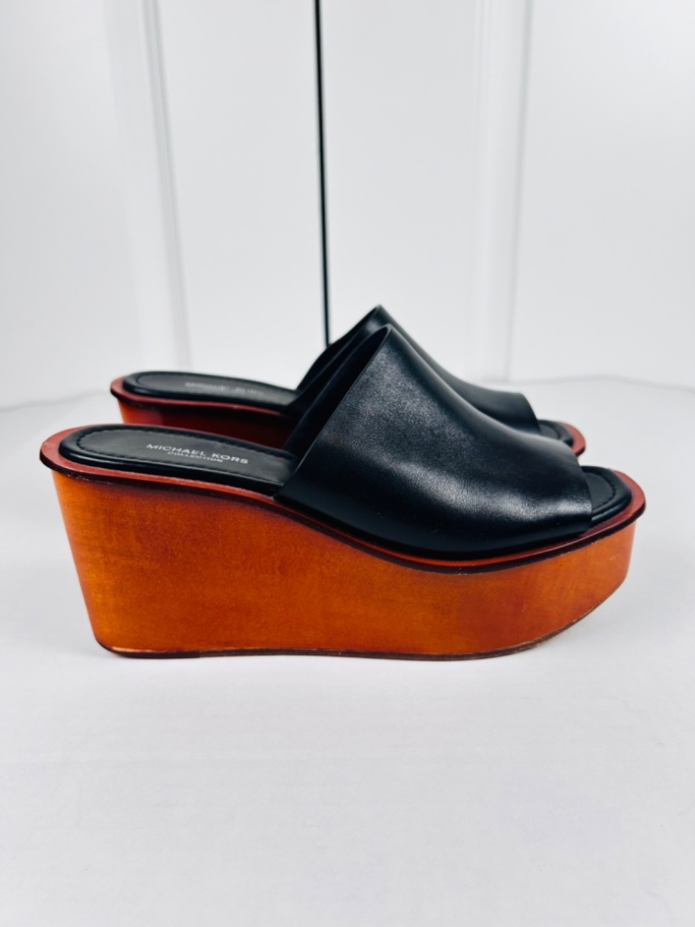 MICHAEL KORS Collection  Leather Wood Wedge Platform Mule Sandal Shoe 7.5 EUR 38 - Picture 4 of 15